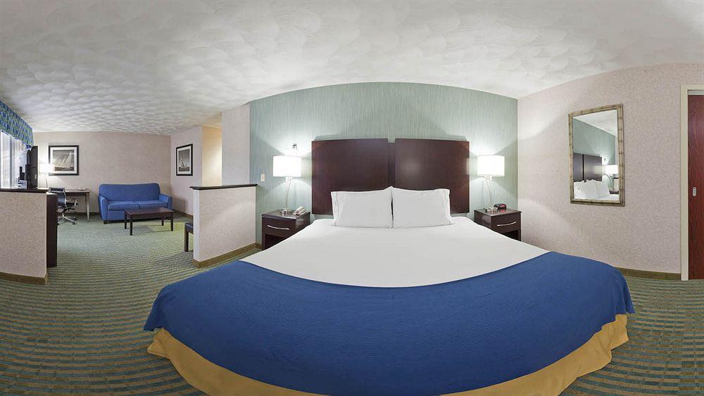 Holiday Inn Express & Suites Smithfield - Providence By Ihg Екстер'єр фото